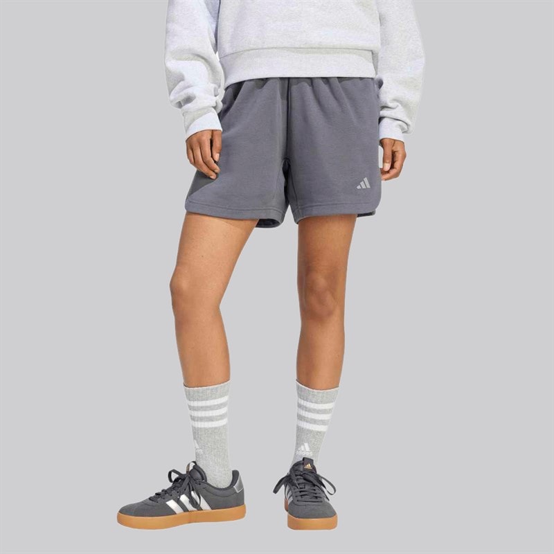 adidas Dames 3 Strepen Studio Losse Pasvorm Fleece Shorts Aurora Onix